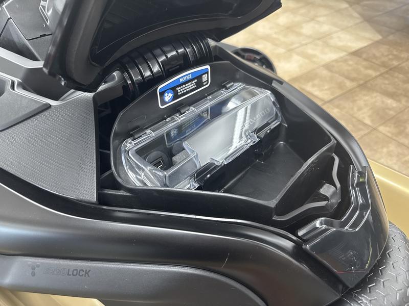 2025 Sea-Doo RXT-X™ 325 - Image 11