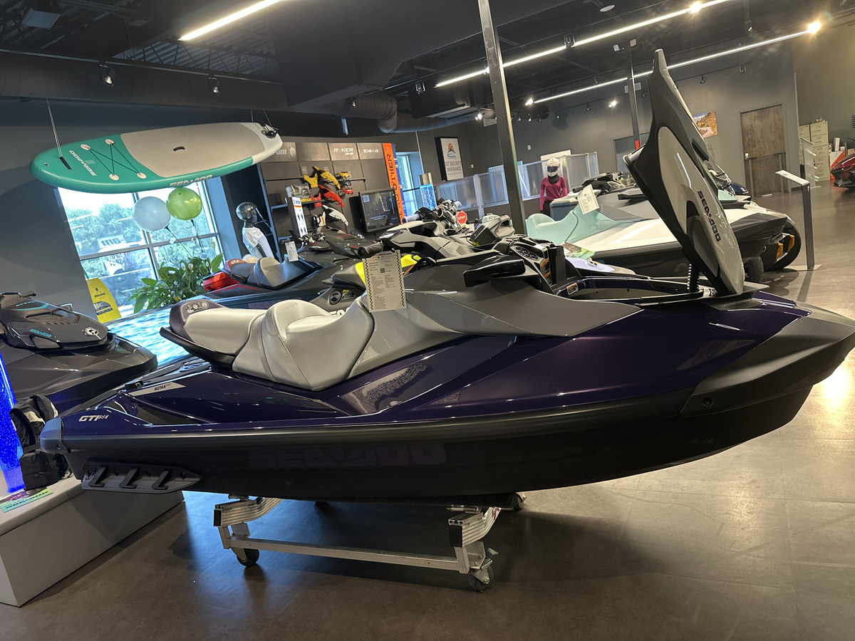 2025 SEA-DOO GTI SE 130 iBR - Image 3