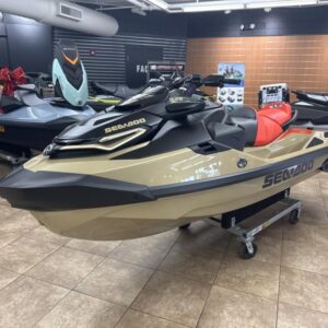 Kup 2025 Sea-Doo RXT-X™ 325 – Najwyższa wydajność PWC