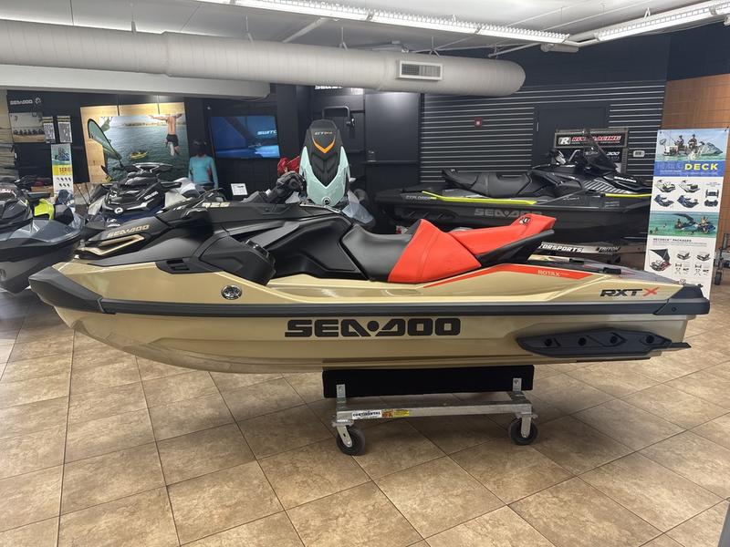 2025 Sea-Doo RXT-X™ 325 - Image 2