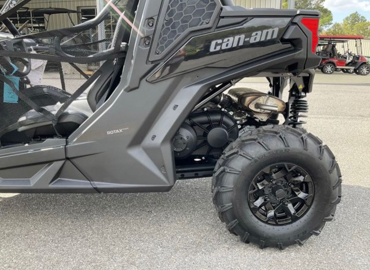 2025 Can-Am Maverick Trail - Image 6