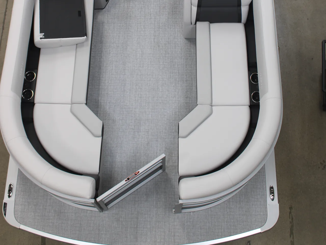 2026 Harris 230 Cruiser SL TriToon - Image 3