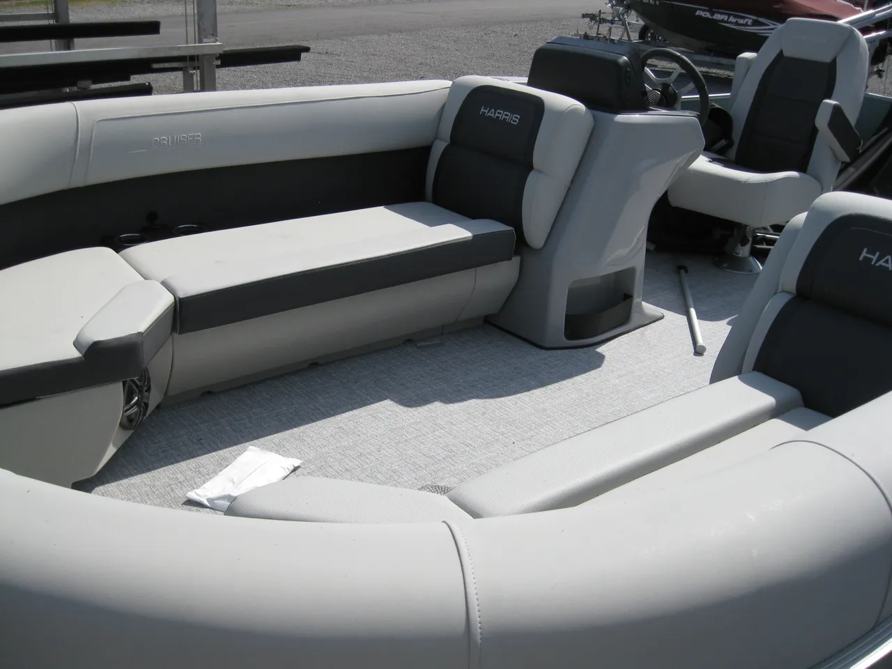 2024 Harris Cruiser 230 SL Ponton - Image 7
