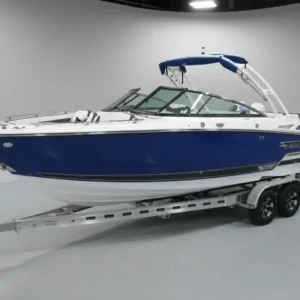 2024 Monterey 275 SS Bowrider Na Sprzedaż – Mercury 400 Verado DTS, Arctic Wakeboard Tower i Przyczepa w Cenie