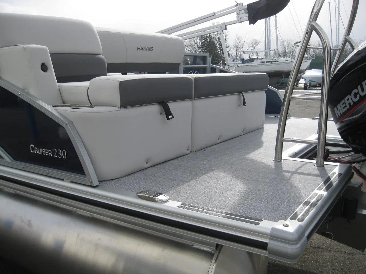 2023 Harris Cruiser 230 SL - Image 11
